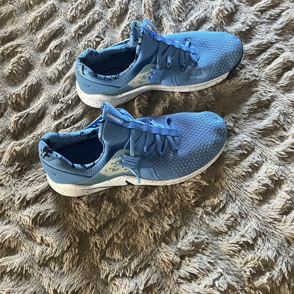 North Carolina Tarheels  Blue Athletic Sneakers